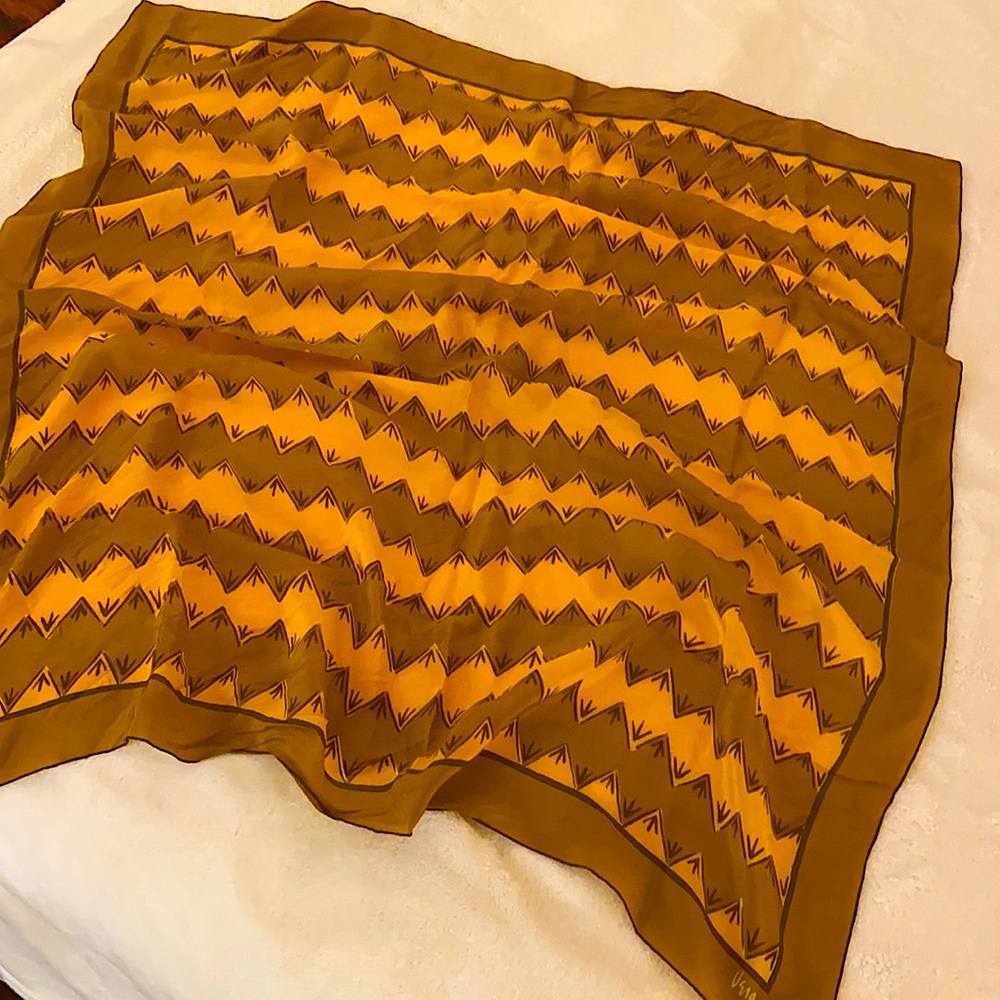 Vintage Vera Neumann silk scarf arrow zig zag